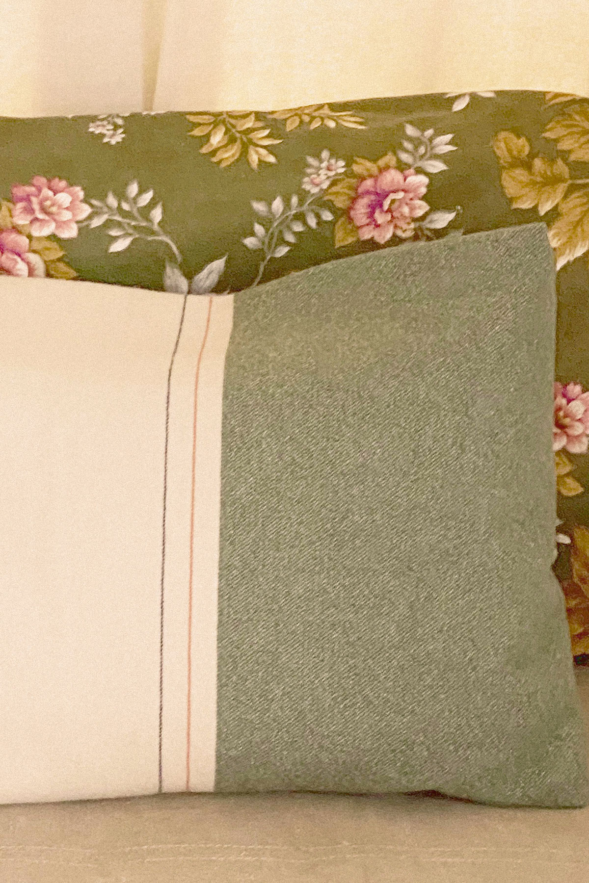 Coussin parc de la vanoise en laine recyclée Coussin parc de la vanoise en laine recyclée