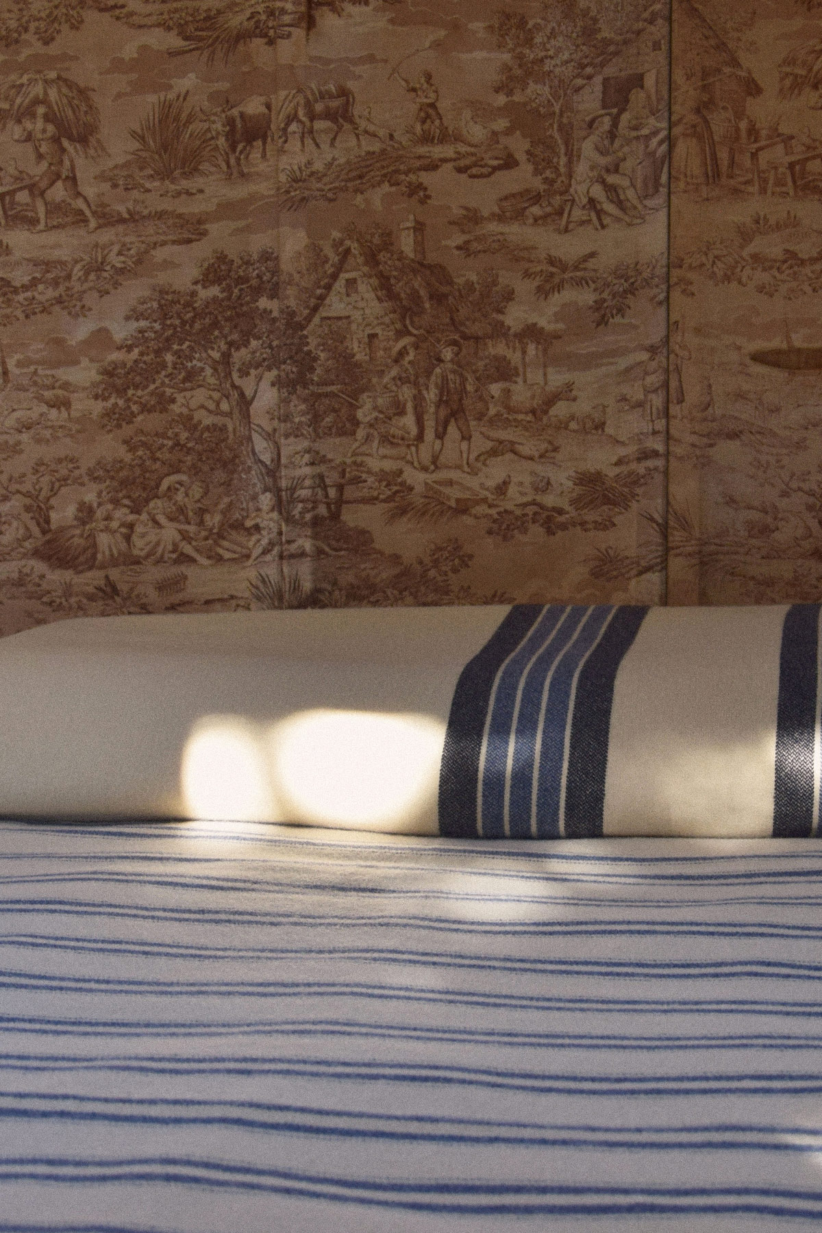 Coussin côte sauvage rivage en laine recyclée Coussin côte sauvage rivage en laine recyclée